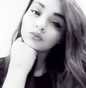 Meet your Posher, Noemi